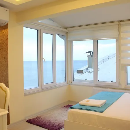 Hotel Yali *